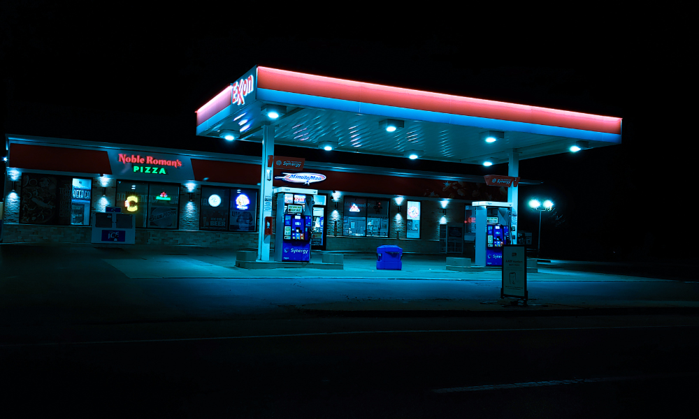Cómo saber si una gasolinera está en una autovía o en un desvío